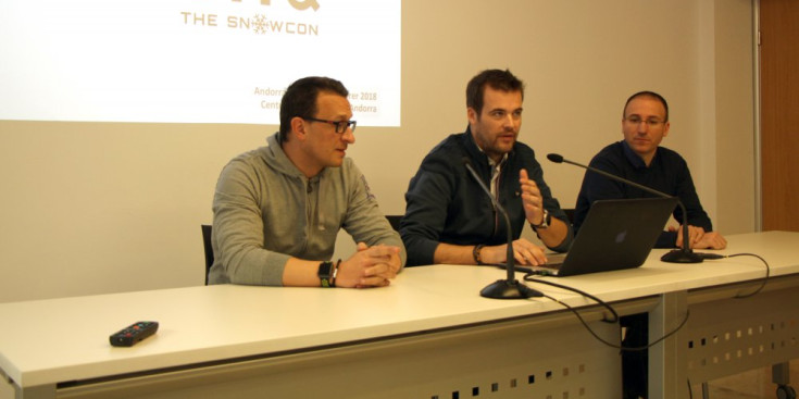 D’esquerra a dreta, David Julian, Àlex Estalés i Jordi Celades, ahir, a Andorra Telecom.