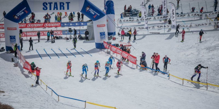 La competició en la disciplina d’esprint amb la duríssima rampa d’ascens i la línia de sortida al fons, als Europeu que van començar ahir a l’Etna.