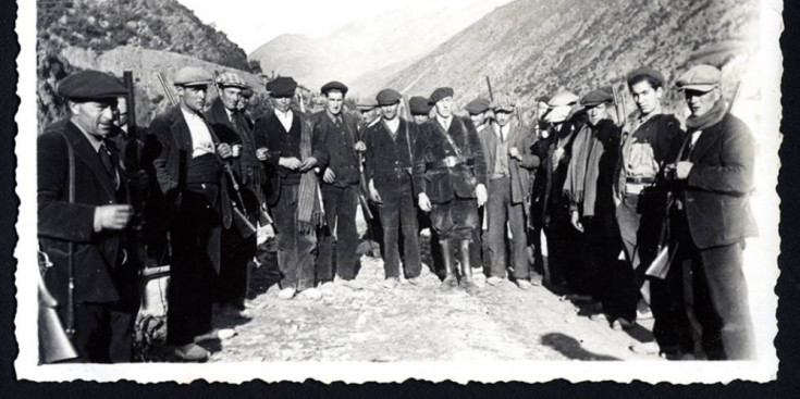 Imatge de l’Arxiu Nacional d’Andorra dels treballadors de Fhasa.
