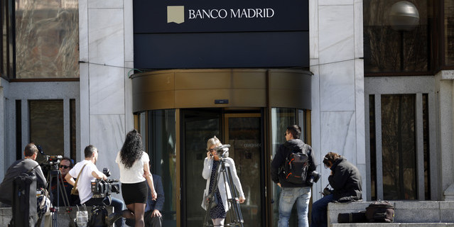 La façana d’una de les sucursals de Banco Madrid.