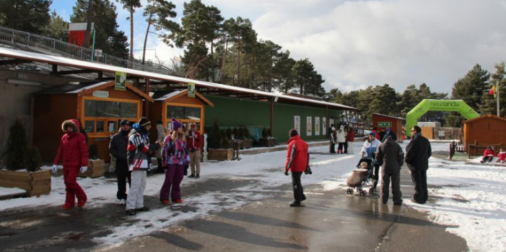 Visitants al recinte de Naturlàndia.