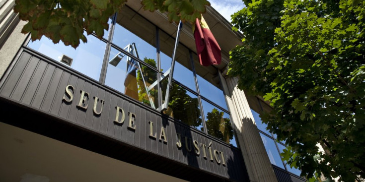 La façana de l’edifici que acull la Seu de la Justícia, a l’avinguda Tarragona d’Andorra la Vella.