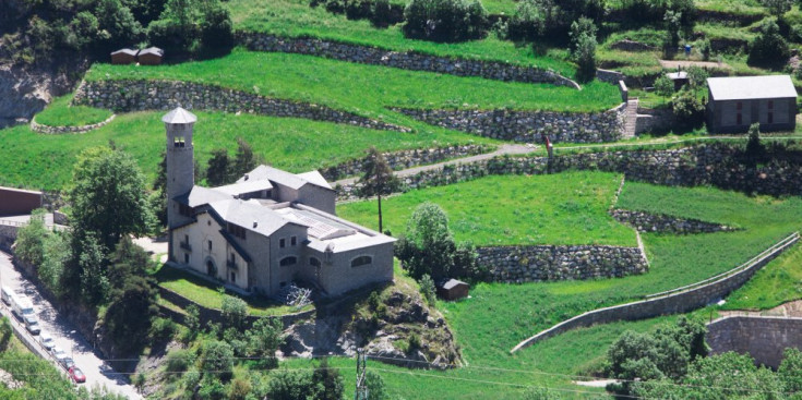 Edifici de Ràdio Andorra a Encamp.