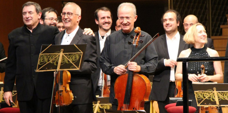 El compositor i director Salvador Brotons amb els germans Gerard i Lluís Claret, el dia de l'estrena de 'L'andorrà'