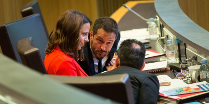 López, Vela i Alís parlen en una sessió al Consell General.