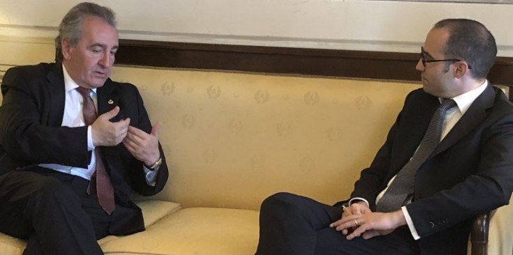Bartumeu amb el ministre d'Afers Exteriors, Nicola Renzi.