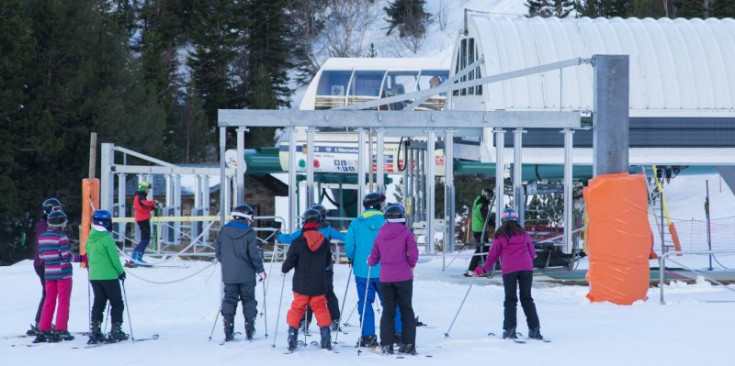 Esquiadors a l’estació d’Ordino Arcalís.