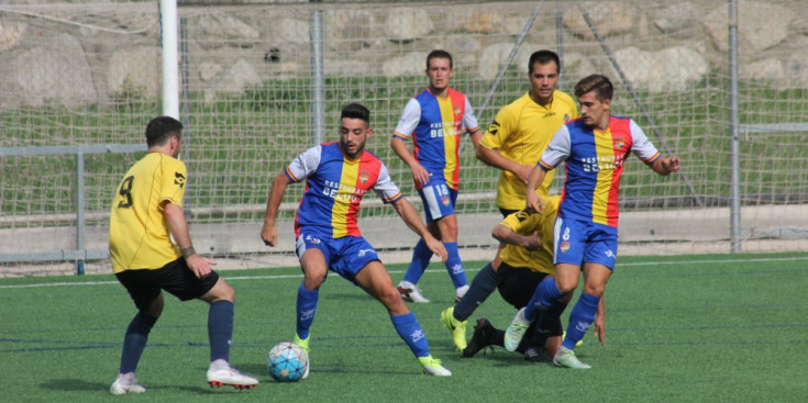 L'Andorra i el Tàrrega juguen a la Borda Mateu, avui.