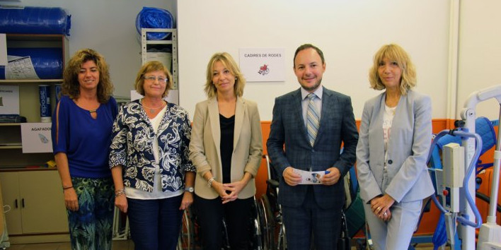 El ministre d'Afers Socials, Xavier Espot, i la coordinadora del SED, Teresa Llimós, inauguren el Banc de Productes de Suport