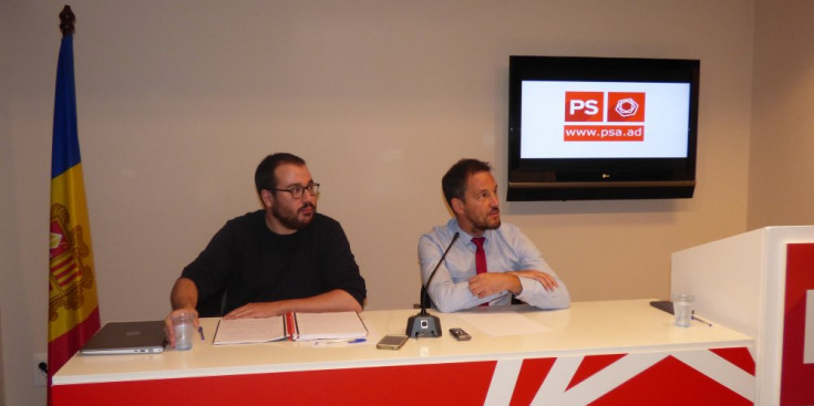Carles Sánchez i Pere López en la roda de premsa d’ahir.