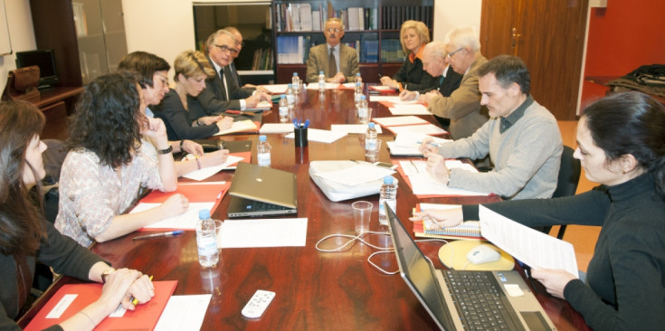 Primera reunió de treball del Comitè Nacional de Bioètica, celebrada el febrer del 2014.