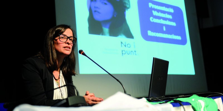 Vanessa M. Cortés durant la conferència d’ahir.
