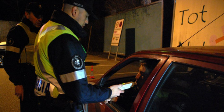 Un control d'alcoholèmia.