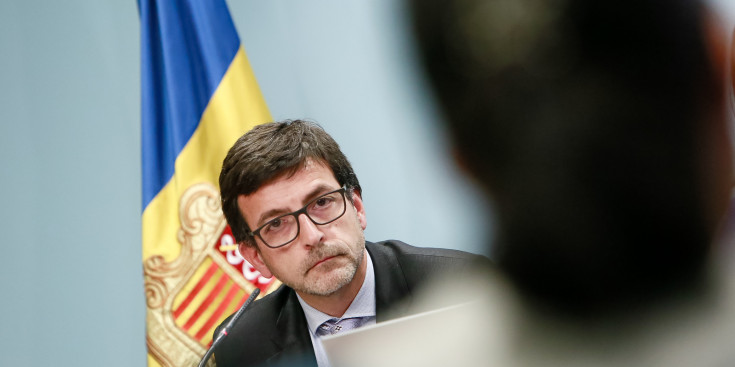 El ministre de Finances, Jordi Cinca, durant la roda de premsa posterior al Consell de Ministres d’ahir. .