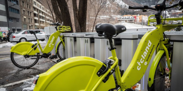 Una estació de bicicletes elèctriques de Cicland.