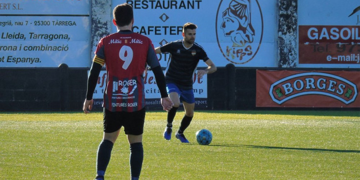 Adrià Vilanova en el partit contra el Tàrrega, ahir.