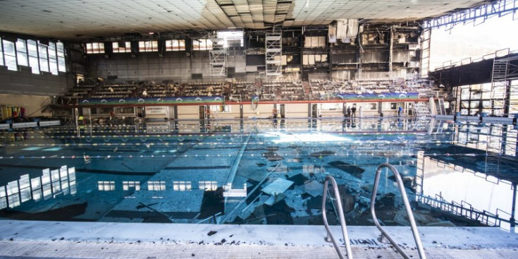 Estat de la piscina després de l'incendi