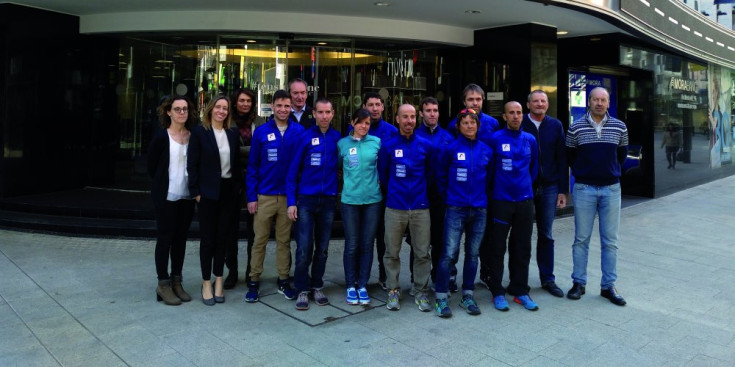L’equip nacional de la Federació Andorrana de Muntanyisme, ahir.