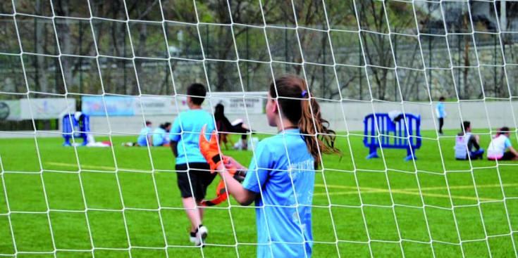 El primer torneig Futbiot Andorra compta amb 300 participants.