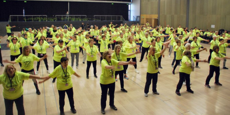 Una ‘masterclass’ de ball  a la diada esportiva de la gent gran.