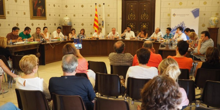 Imatge de la sessió plenària de l’ajuntament de la Seu d’Urgell celebrada dilluns al vespre.