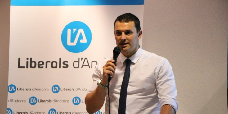 Jordi Gallardo intervé en el Congrés de l'Hotel Roc Blanc, ahir.