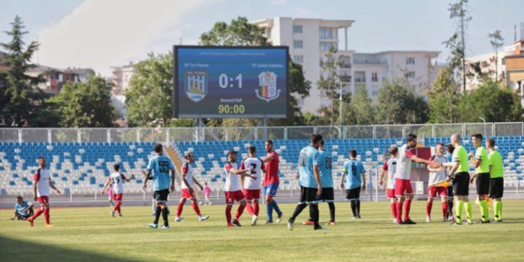 El final del partit entre el Tre Penne de San Marino i el Vallbanc FC Santa Coloma.
