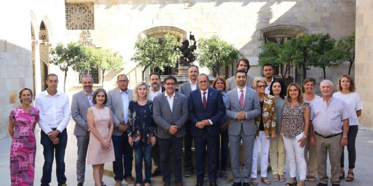 Reunió d’alcaldes i representants de l’Alt Urgell a la Generalitat.