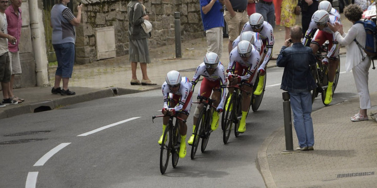 L’equip Katusha, liderat per Joaquim Rodríguez, diumenge.