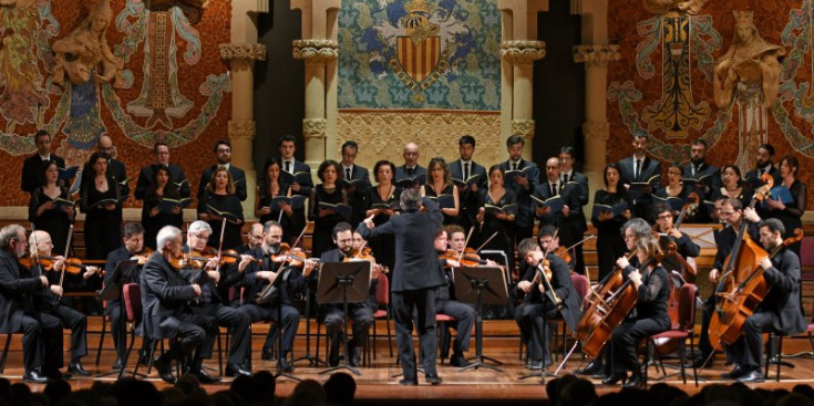 L’ONCA i el Cor de Cambra del Palau de la Música Catalana.