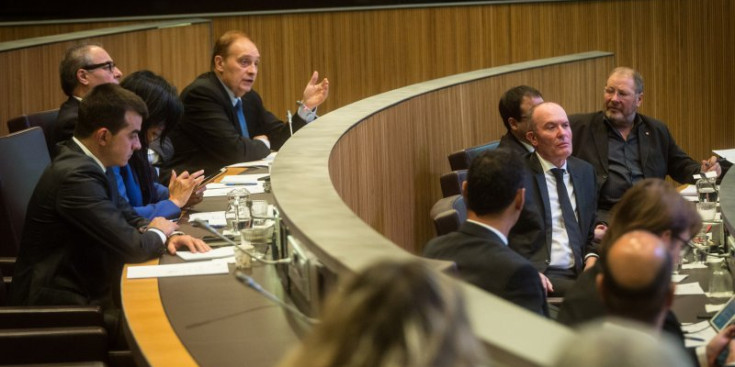 El president del grup parlamentari de terceravia, Josep Pintat, durant una intervenció a l’hemicicle.
