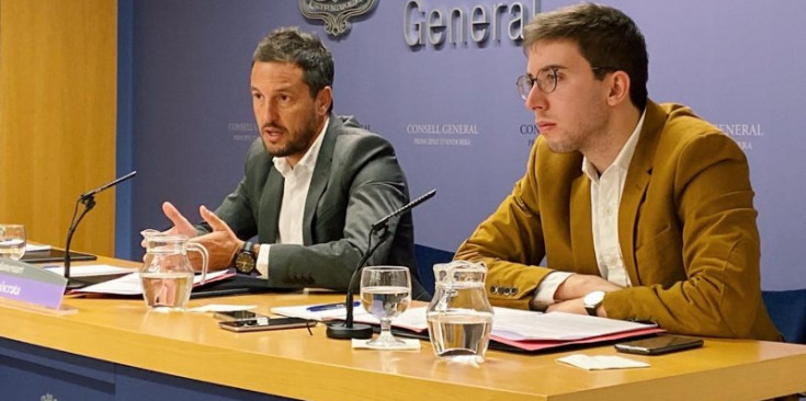 Pere López i Roger Padreny compareixen davant els mitjans de comunicació
