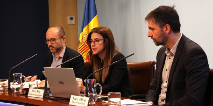 Joan Sans, Sílvia Riva i Joan Micó, en la presentació de l’estudi.