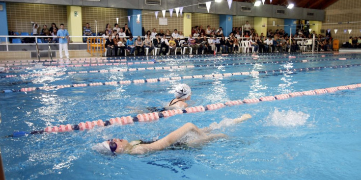 Competició a la piscina d’Encamp, on es podrien disputar les proves de natació dels Jocs.