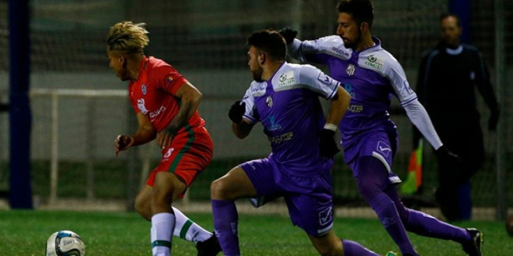 L’FC Lusitans, a la Copa Constitució.