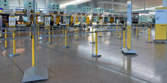 L’Aeroport del Prat totalment buit.