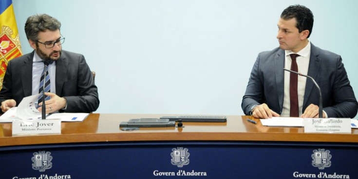 Els ministres Jover i Gallardo en una compareixença diària.