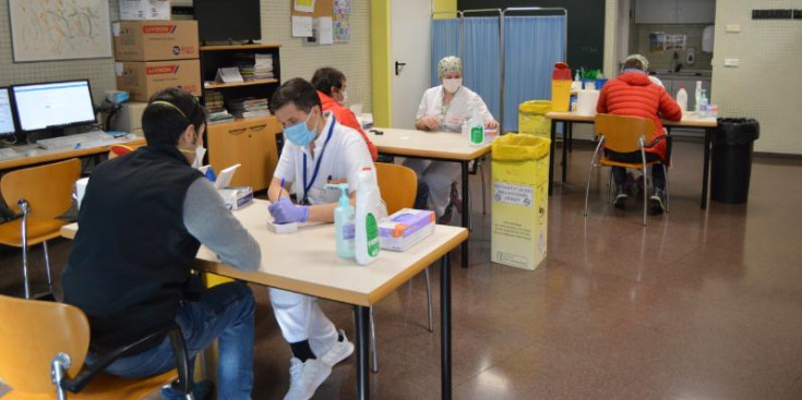 Els tests d'anticossos ja s'han començat a fer al personal que participarà en l'operatiu.