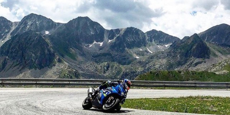 Álex Rins entrena al Circuit Andorra-Pas de la Casa, el 2018.