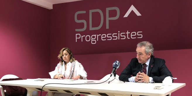 Elisabet Zoppetti i Jaume Bartumeu a la roda de premsa d’ahir a la tarda.