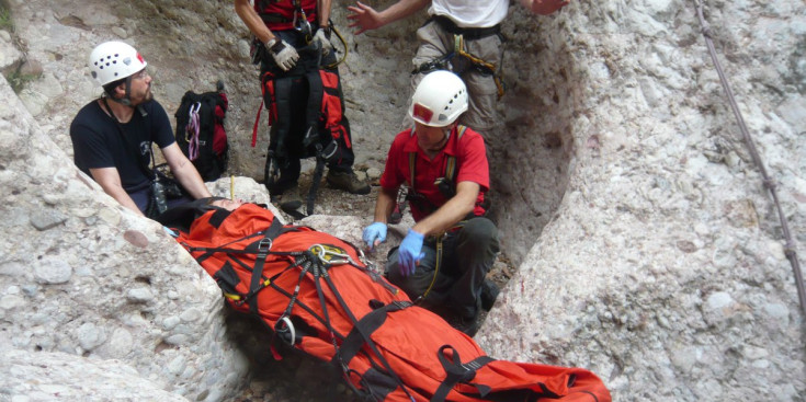 Un rescat efectuat pels Bombers de la Generalitat a un escalador ferit.