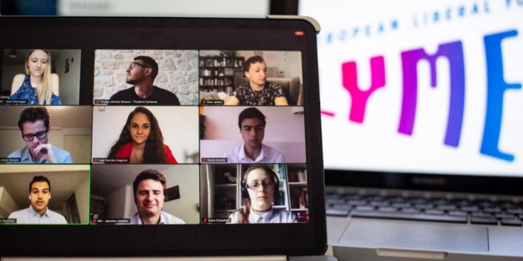 Els joves Liberals d’Andorra durant la videoconferència.