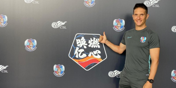 Jordi Escura a les instal·lacions del Qingdao Huanghai FC.