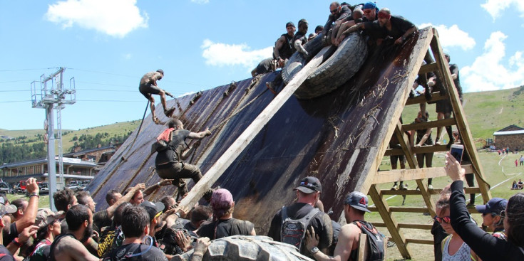 Participants a una Spartan Race anterior.