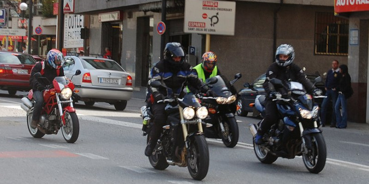 Imatge de conductors de motocicleta.