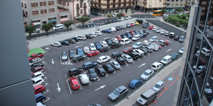 Imatge de l'aparcament comunal del Prat Nou.
