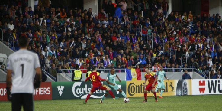 Partit de la selecció contra Portugal a l’Estadi Nacional.