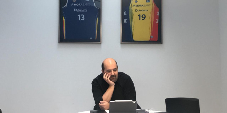 Gorka Aixàs manté una reunió amb l'ACB a l'inici del confinament.