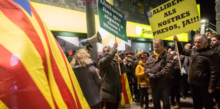 Manifestants a la plaça de la Rotonda l'any passat.