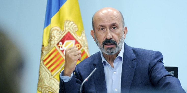 El ministre de Salut, Joan Martínez Benazet, durant la roda de premsa d’ahir.